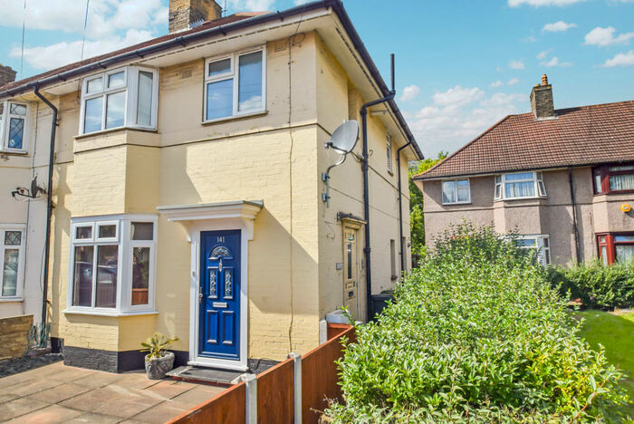 1 Bedroom Apartment To Rent In Downing Road, Dagenham, Essex, RM9