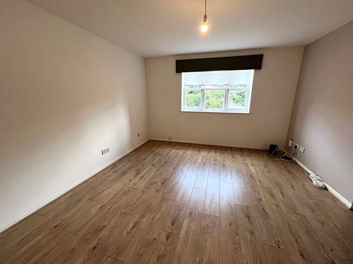 2 Bedroom Flat To Rent In Redford Close, Feltham, TW13