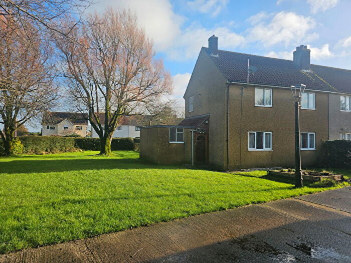 3 Bedroom Semi Detached House To Rent In Crabtree Close, Dundry, BS41