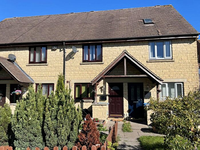 2 Bedroom Terraced House To Rent In Farmington Drive, Witney, OX28