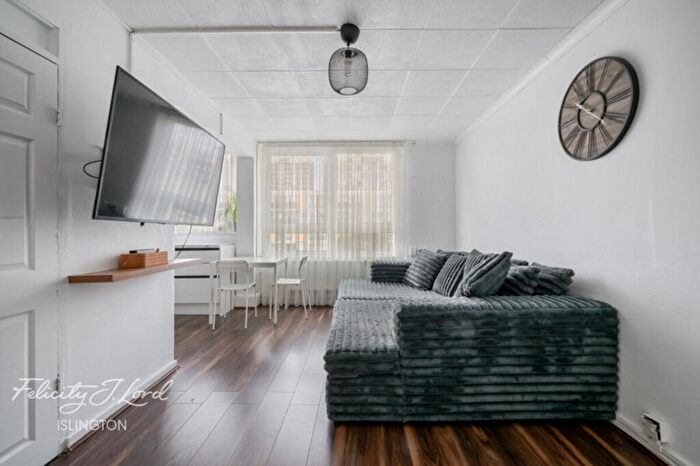 1 Bedroom Flat For Sale In De Beauvoir Estate, London, N1