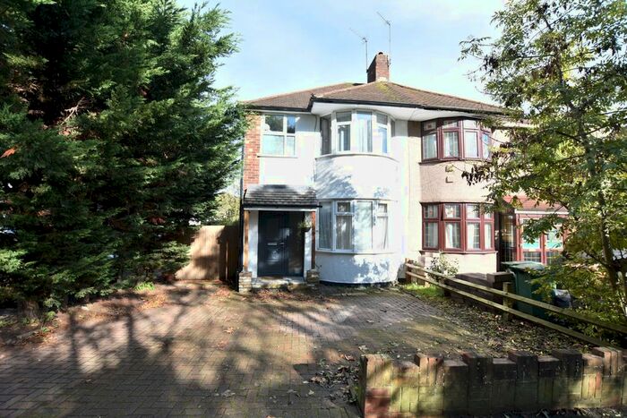 3 Bedroom Semi-Detached House To Rent In Wincrofts Drive, Eltham, SE9