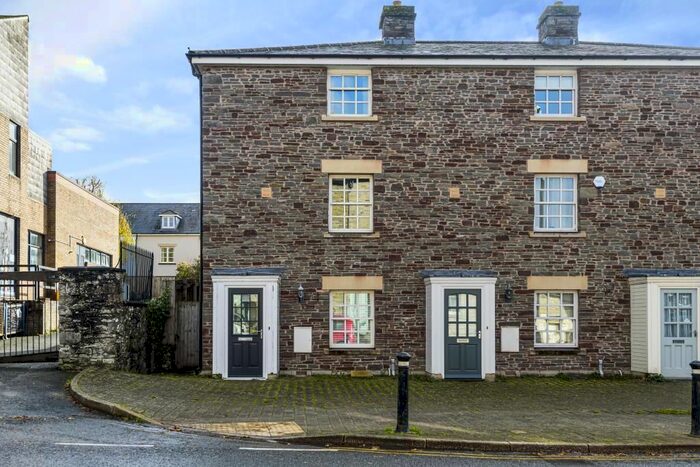 3 Bedroom Town House For Sale In Hay On Wye, Hereford, HR3