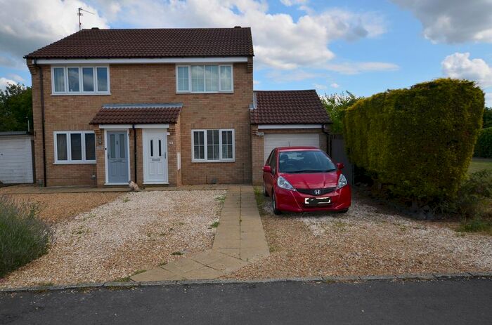 2 Bedroom Semi-Detached House To Rent In Squires Gate, Peterborough, PE4