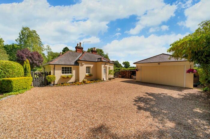 4 Bedroom Detached House For Sale In Marchfield, Forest Road, RG42