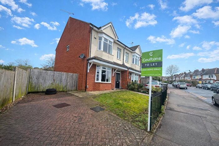 4 Bedroom Semi Detached House To Rent In Mornington Road, North Chingford, E4