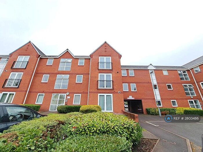 2 Bedroom Flat To Rent In Austin House, Northfield, Birmingham, B31