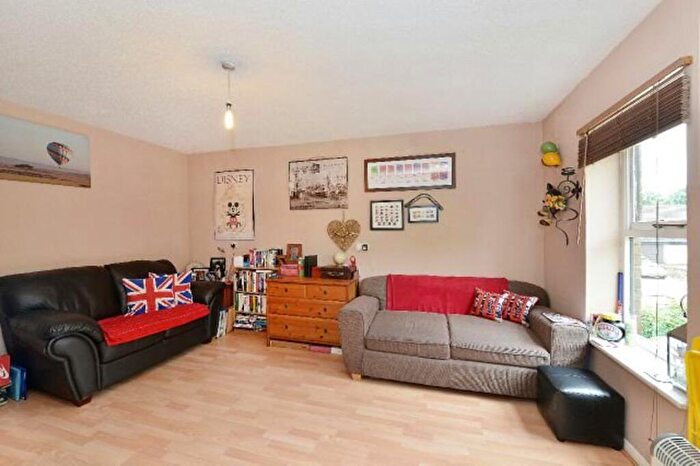 Studio To Rent In Blackheath, , London - - Studio, SE3