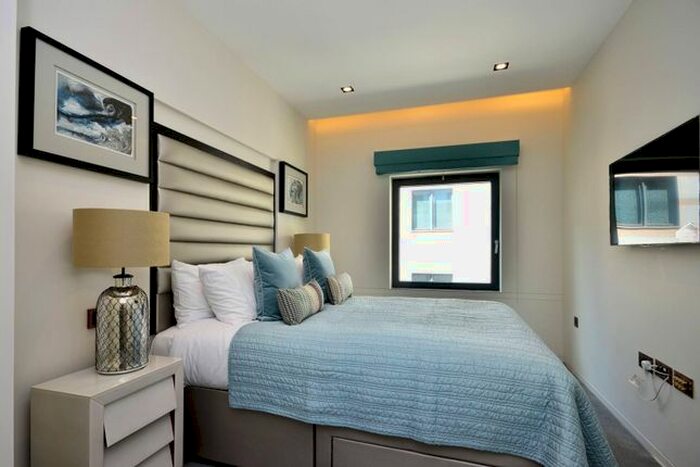 1 Bedroom Flat To Rent In Babmaes Street, St James's, London, SW1Y