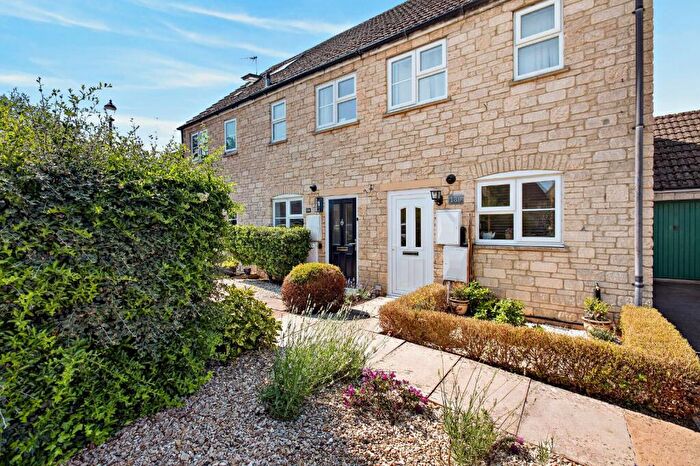 2 Bedroom Terraced House For Sale In Perrinsfield, Lechlade, Gloucestershire, GL7