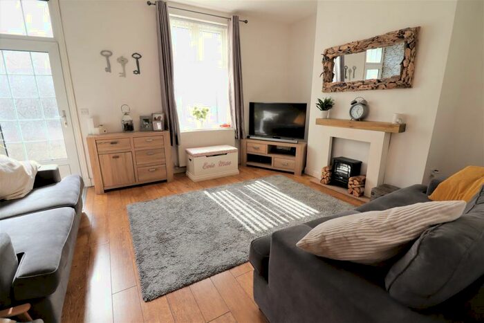 2 Bedroom Terraced House For Sale In Belmont Terrace, Foulridge, BB8