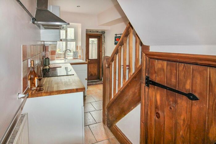 2 Bedroom Cottage To Rent In Market Place, Edenfield, Ramsbottom, Bury, BL0