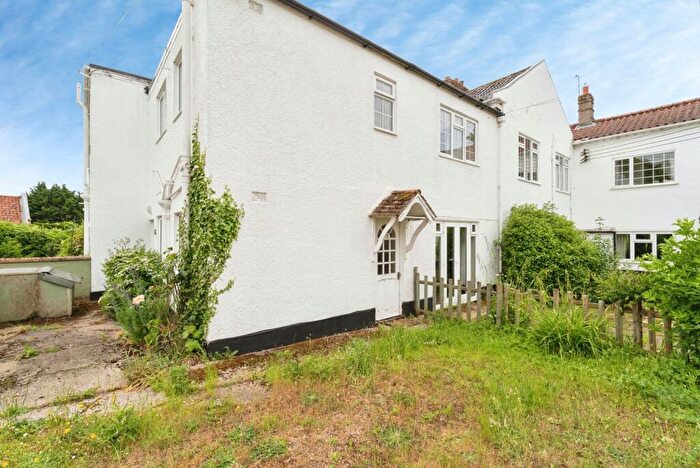 2 Bedroom Flat For Sale In Tatterford, Fakenham, Norfolk, NR21