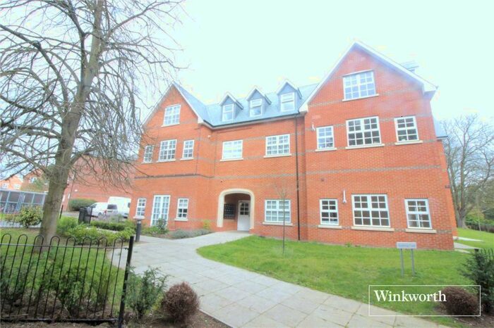 2 Bedroom Apartment To Rent In Goldring Court, Goldring Way, London Colney, St. Albans, AL2