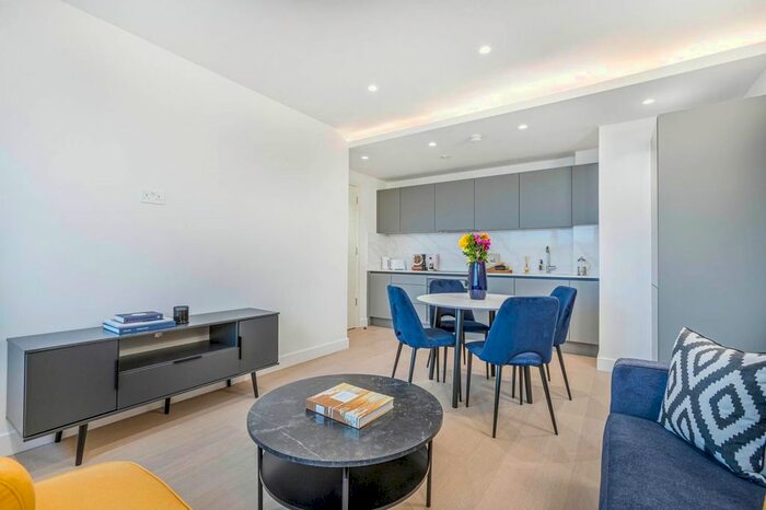 1 Bedroom Flat To Rent In New Horizons Court, Brentford, TW8