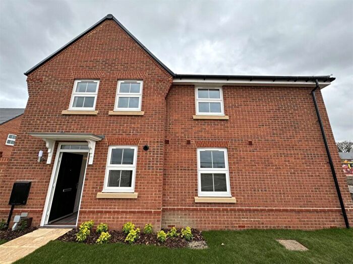 2 Bedroom Semi-Detached House To Rent In Franklin Drive, Wokingham, RG40