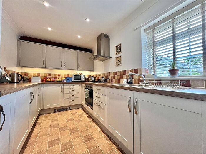 2 Bedroom Barn Conversion For Sale In Shorts Green Lane, Motcombe, Shaftesbury, SP7