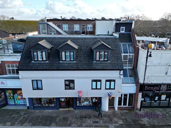 1 Bedroom Flat To Rent In Guildford Street, Chertsey, Surrey, KT16