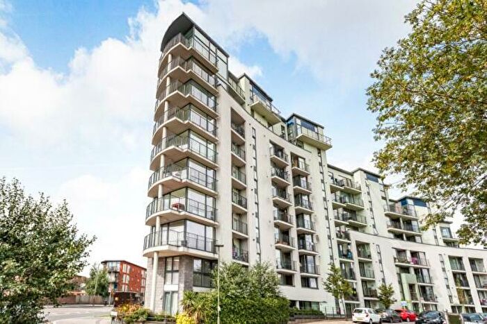 1 Bedroom Flat To Rent In Lark Court, Colindale, London, NW9