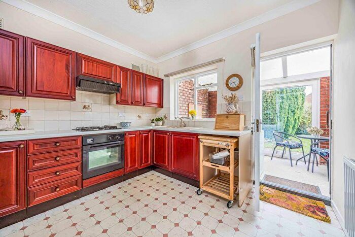 2 Bedroom Detached Bungalow For Sale In Lealand Road, Drayton, PO6