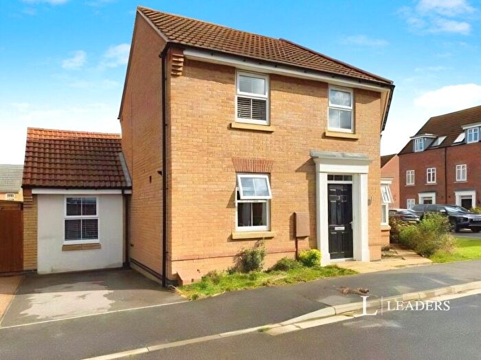 3 Bedroom House To Rent In Warwick Close, Bourne, Lincolnshire, PE10