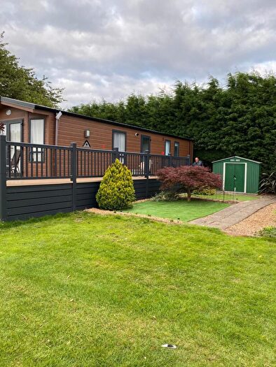 2 Bedroom Park Home For Sale In Pisces Country Park, Welney, PE14