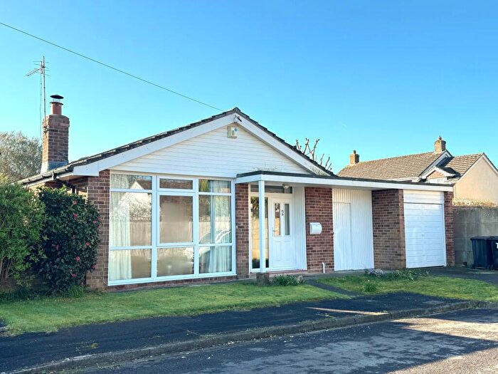 2 Bedroom Bungalow For Sale In Branksome Close, BH25