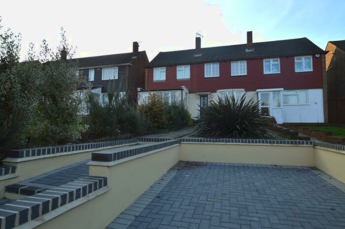 2 Bedroom Terraced House To Rent In Eltham Hill London, SE9