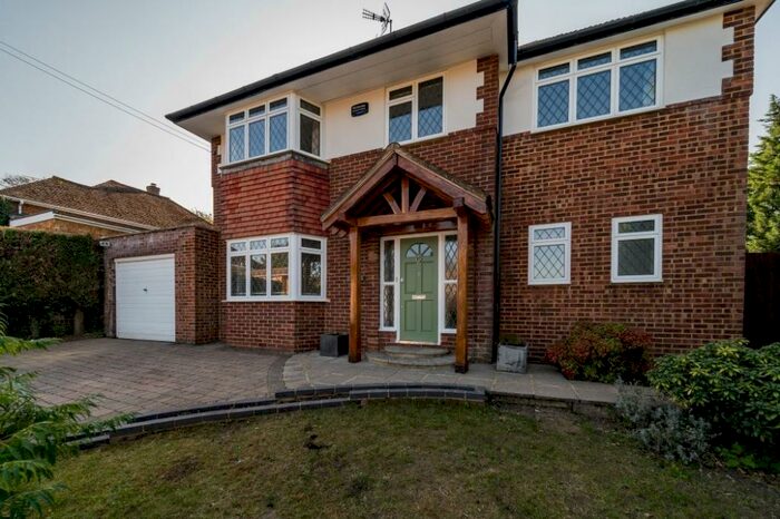4 Bedroom Detached House To Rent In Parsonage Road, Chalfont St Giles, HP8