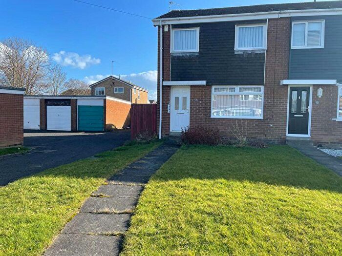 3 Bedroom End Of Terrace House To Rent In Druridge Crescent, Blyth, NE24