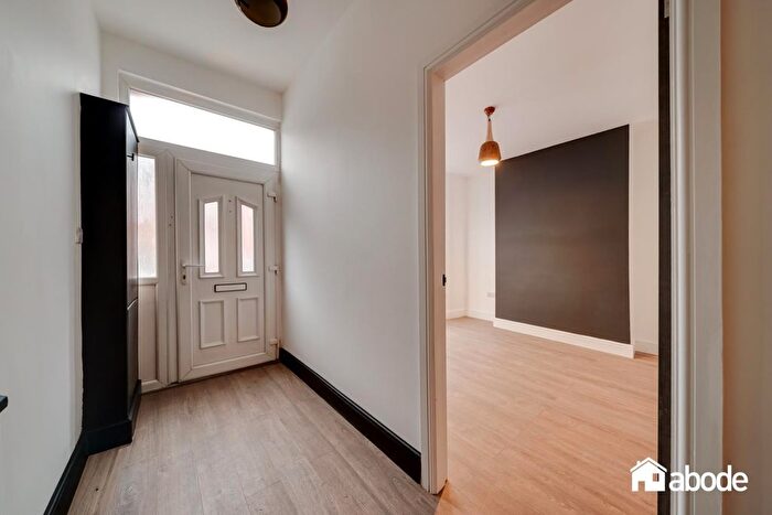 3 Bedroom Terraced House For Sale In Molyneux Road, Liverpool, L22