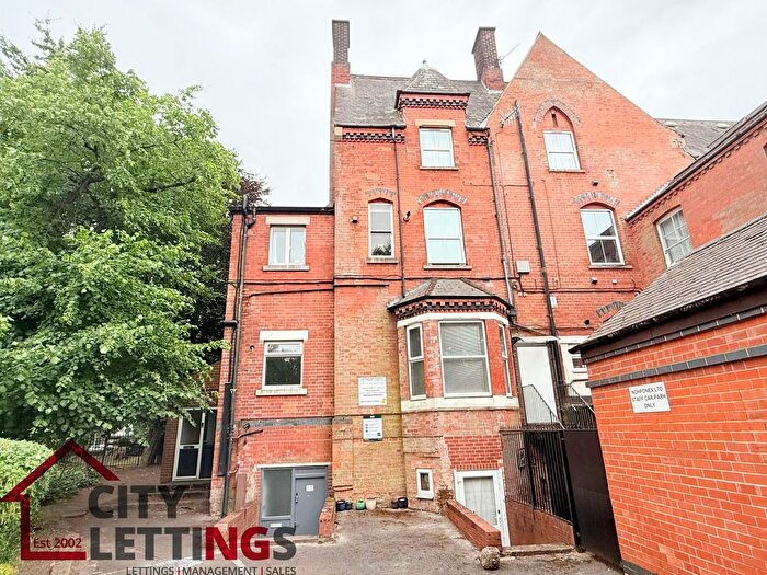 2 Bedroom Flat To Rent In Forest Road West, Arboretum, NG7