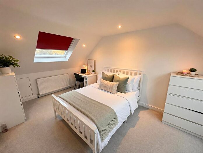 4 Bedroom Terraced House To Rent In North Street, Downend, BS16
