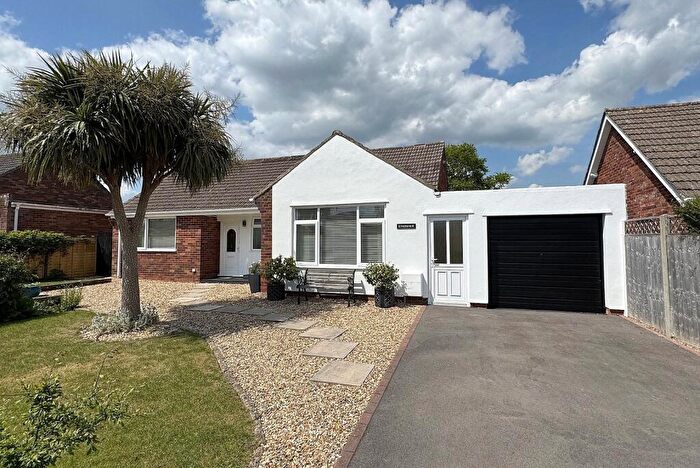 4 Bedroom Detached House For Sale In Dancing Lane, Wincanton, Somerset, BA9