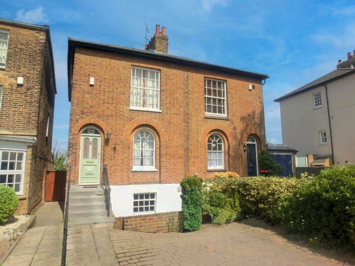 3 Bedroom Semi-Detached House To Rent In South Hill Road, Gravesend, Kent, DA12