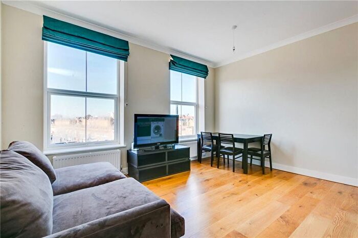 1 Bedroom Flat To Rent In Uxbridge Road, London, W12