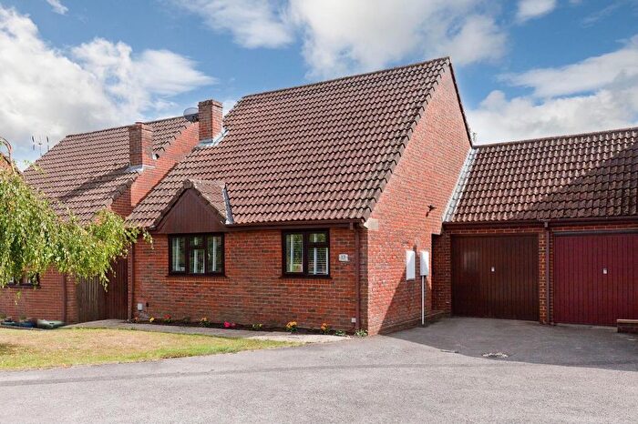 2 Bedroom Detached Bungalow For Sale In Davenant Close, Gillingham, SP8