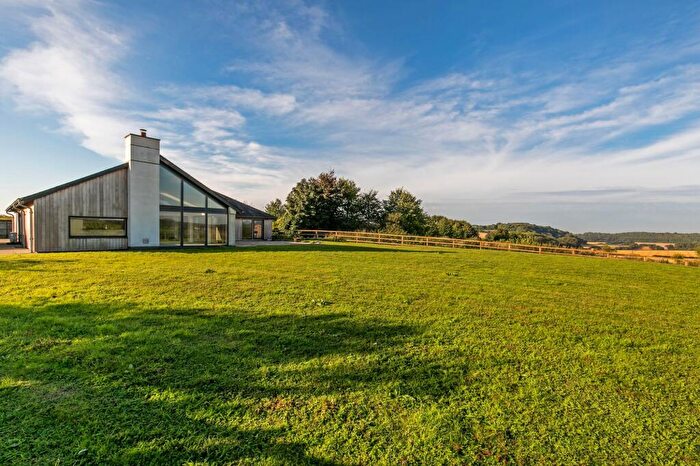 4 Bedroom Detached Bungalow To Rent In Pitt, Winchester, SO22