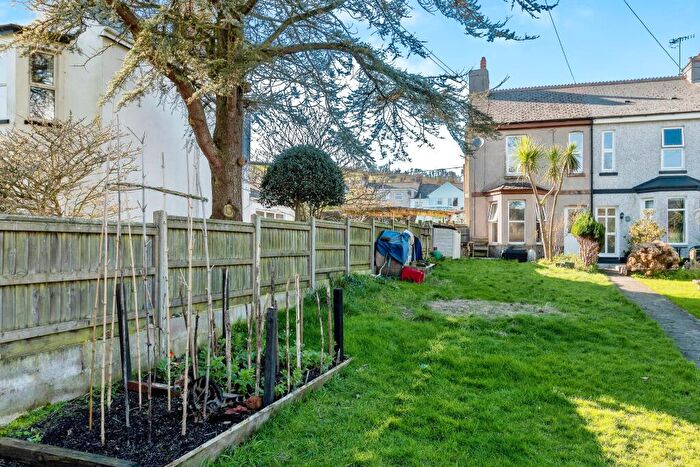 2 Bedroom End Of Terrace House For Sale In Clinton Terrace, Millbrook, Cornwall, PL10