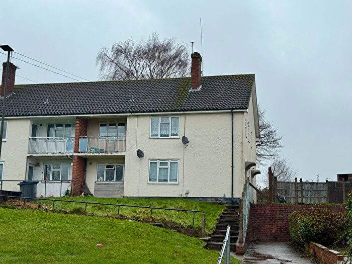 3 Bedroom Maisonette For Sale In Hollybank Road, Birmingham, B13