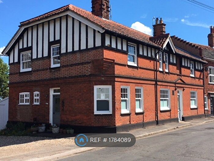2 Bedroom Flat To Rent In Aylsham, Norwich, NR11
