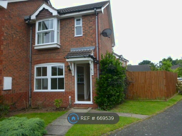 2 Bedroom End Of Terrace House To Rent In Scaife Road, Bromsgrove, B60