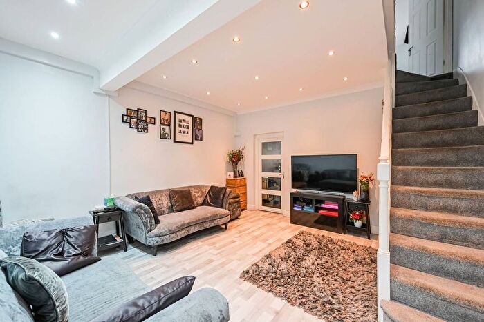 4 Bedroom Terraced House To Rent In Wakefield Street, Edmonton, London, N18