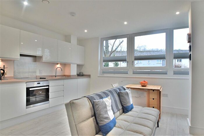 1 Bedroom Flat For Sale In Castle House, Desborough Road, High Wycombe, HP11
