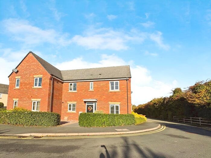 3 Bedroom Semi Detached House For Sale In Thorntree Lane, Branston, Burton-on-Trent, DE14