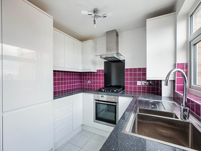 1 Bedroom Flat To Rent In Shirley Road, Wallington, Surrey, SM6
