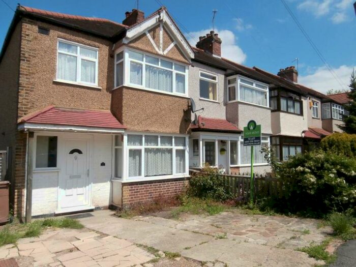 3 Bedroom House To Rent In Matlock Gardens, Sutton, Surrey, SM3