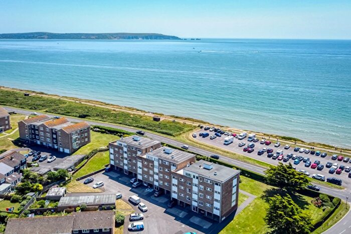 3 Bedroom Flat To Rent In Solent Pines, Whitby Road, Milford On Sea, Lymington, Hampshire, SO41