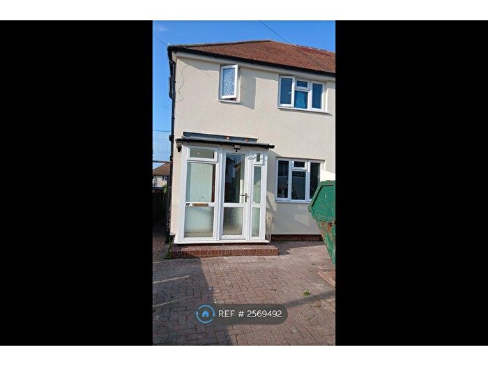 3 Bedroom Semi-Detached House To Rent In Westover Road, Broadstairs, CT10