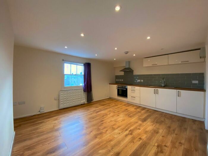 1 Bedroom Apartment To Rent In Albion Place, Maidstone, ME14